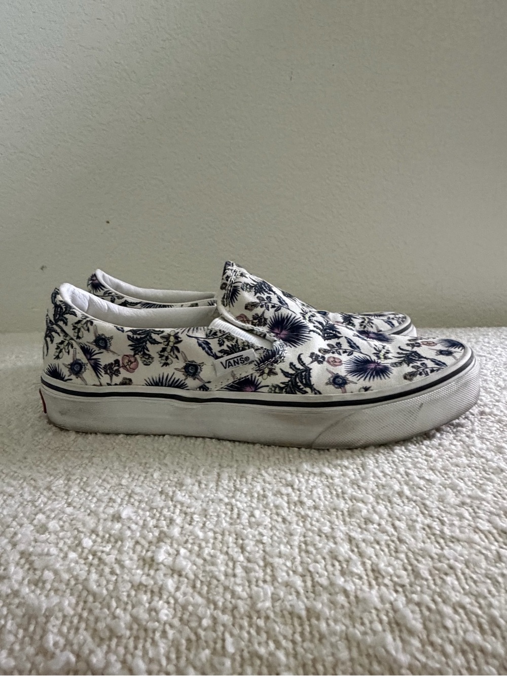 VANS Paradise Floral Classic Womens Slip-
On Sneakers 7.5 - Picture 3 of 7